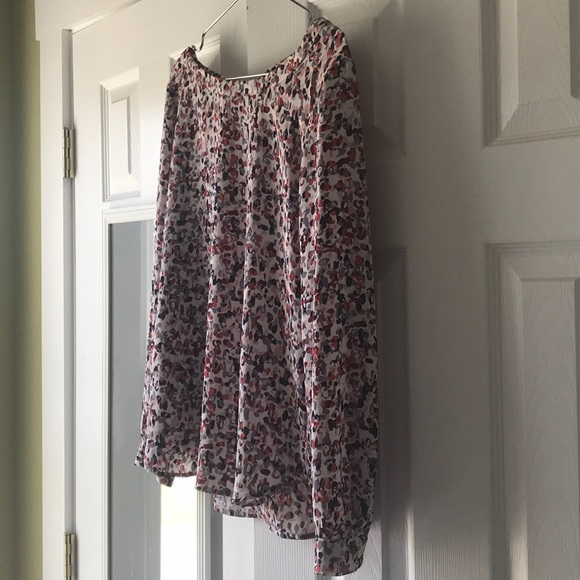 Loft Blouse - Picture 2 of 4